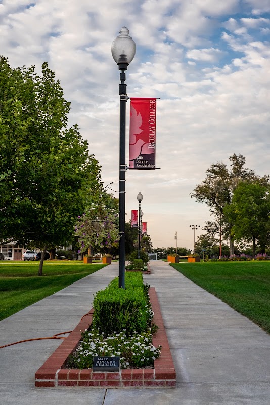 Barclay College campus photo 2