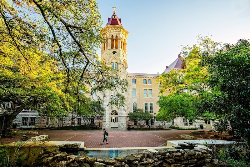 Saint Edward's University campus photo 3
