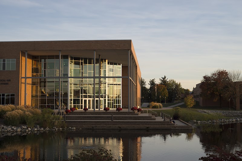 Cedarville University campus photo 3