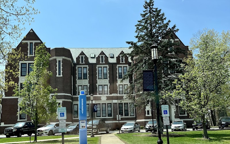 Saint Elizabeth University campus photo 5