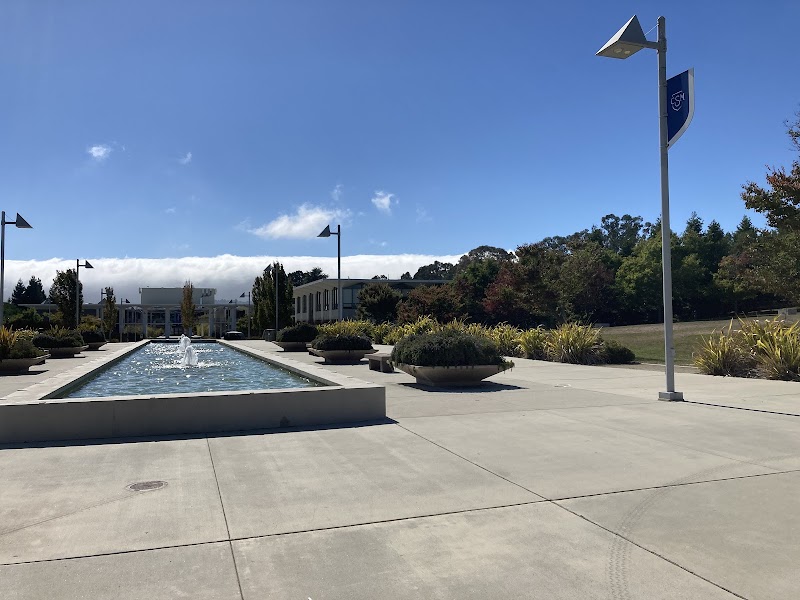 College of San Mateo campus photo 4