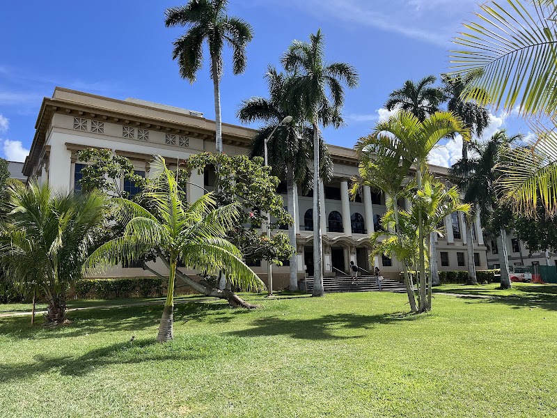 University of Hawaii at Manoa campus photo 2
