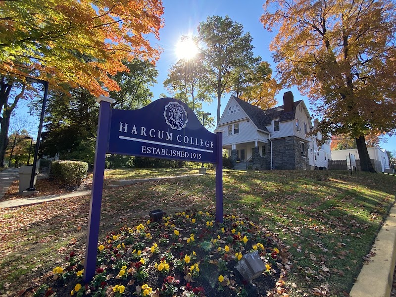 Harcum College campus photo 3
