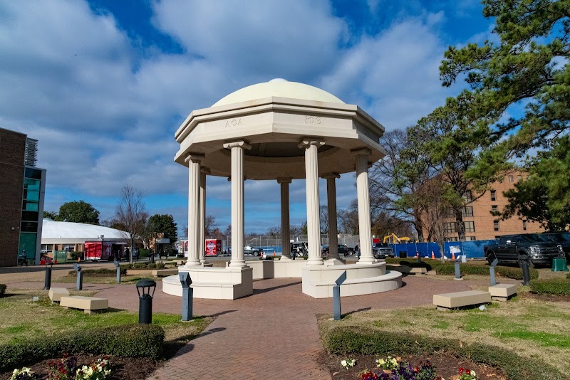Hampton University campus photo 3
