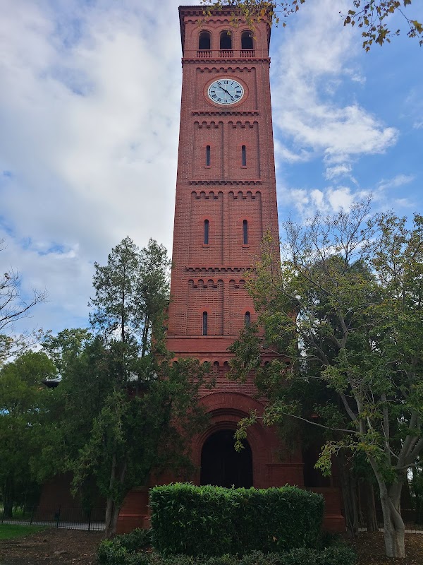 Hampton University campus photo 4