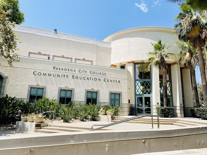 Pasadena City College campus photo 2