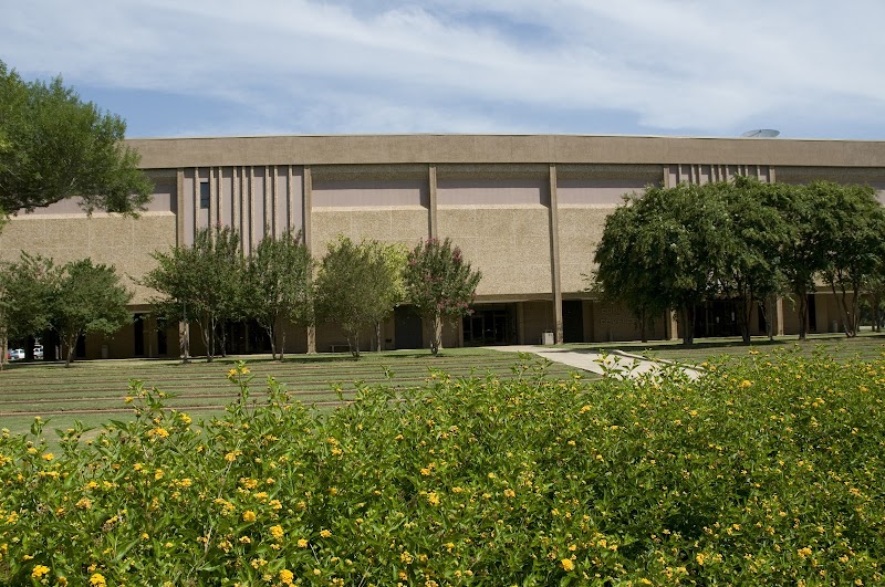 Louisiana State University-Shreveport campus photo 2