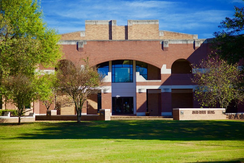 Louisiana State University-Shreveport campus photo 3