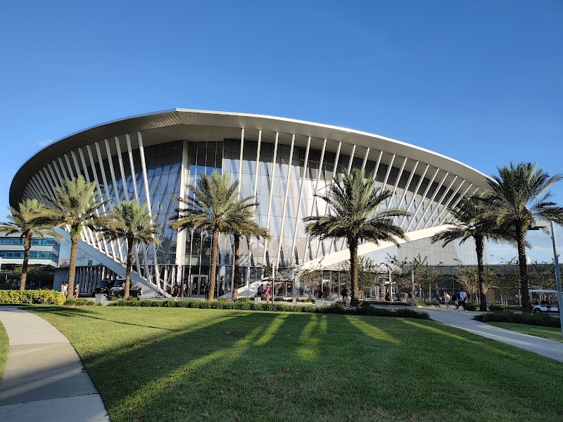 Embry-Riddle Aeronautical University-Daytona Beach campus photo 2