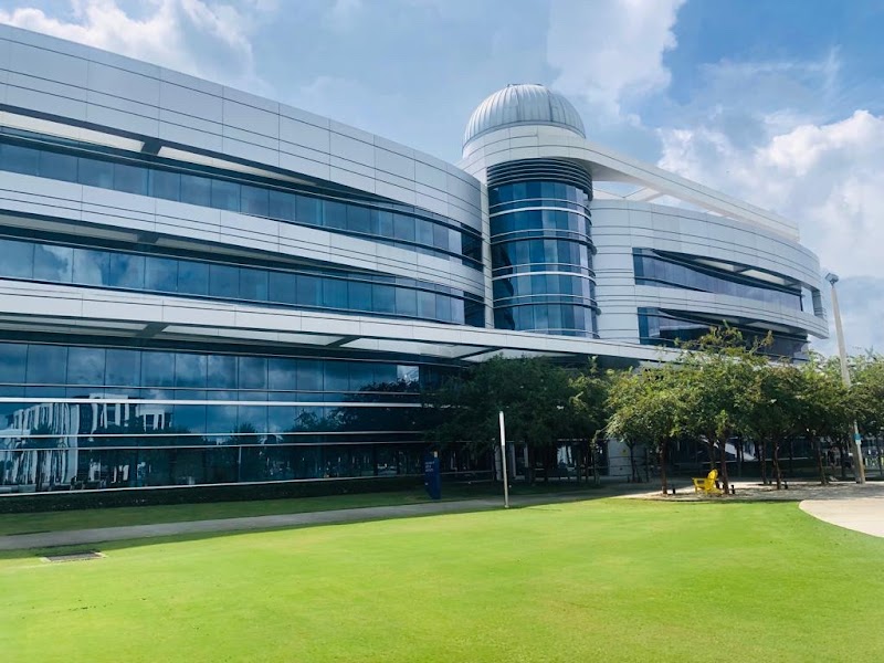 Embry-Riddle Aeronautical University-Daytona Beach campus photo 3