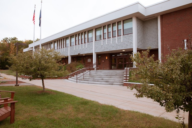 Lakes Region Community College campus photo 2