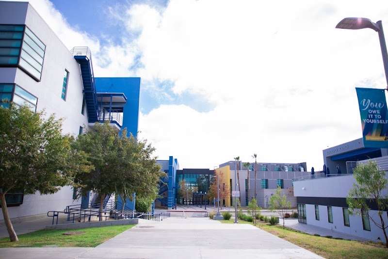 Los Angeles Southwest College campus photo 3