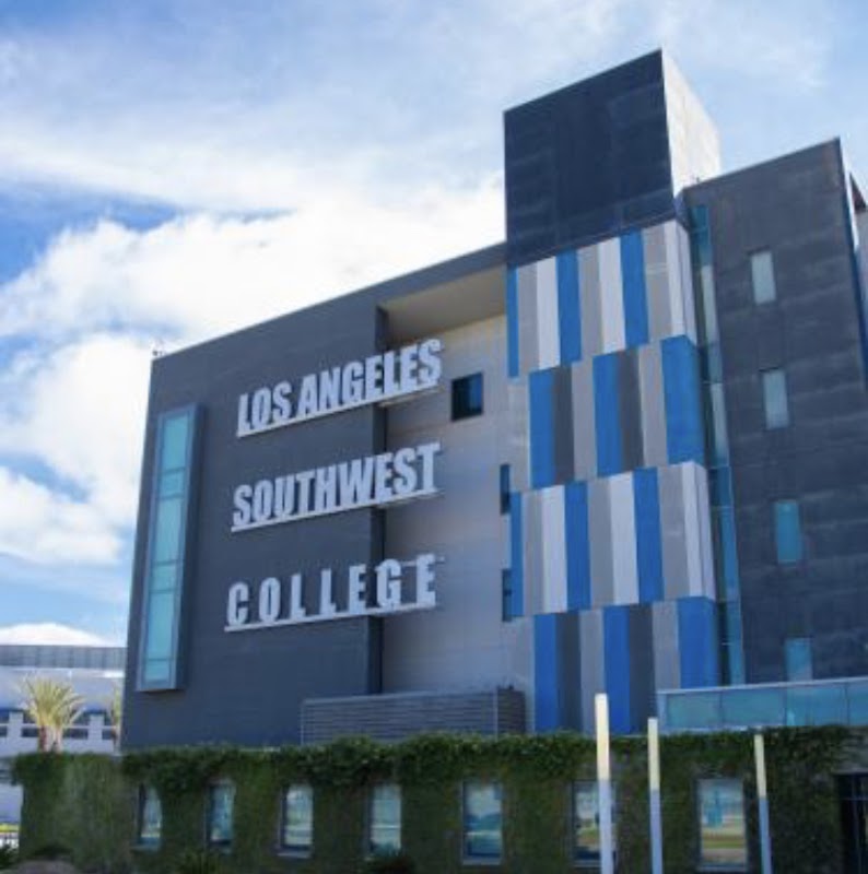 Los Angeles Southwest College campus photo 4