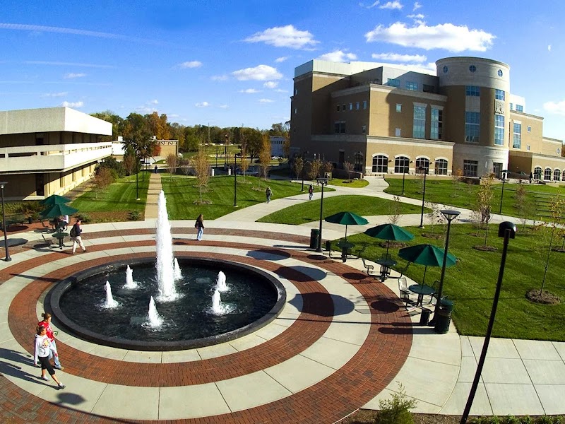 University of Southern Indiana campus photo 2