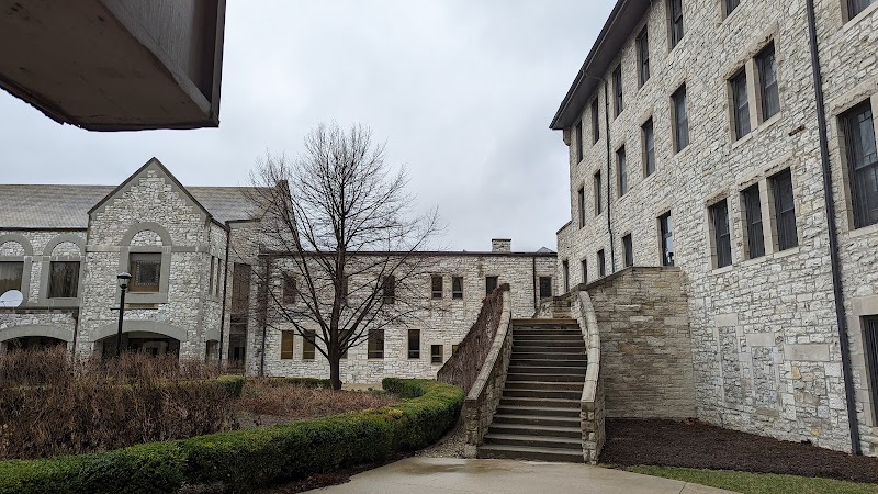 Lewis and Clark Community College campus photo 1
