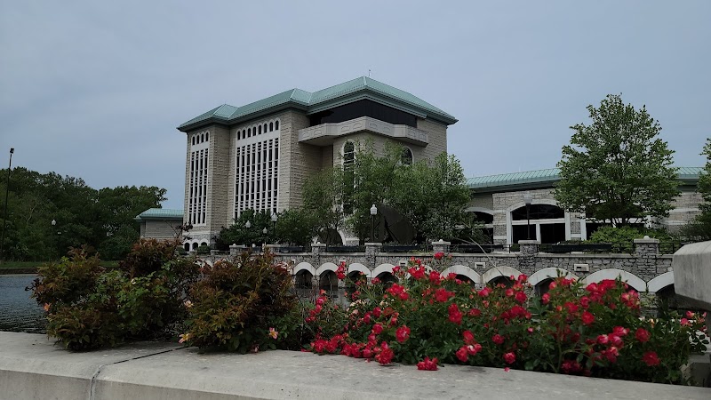 Lewis and Clark Community College campus photo 5