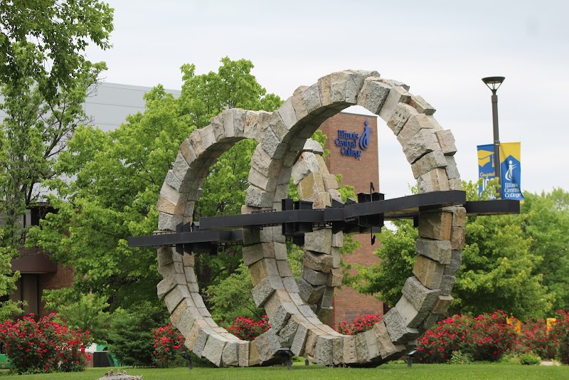 Illinois Central College campus photo 5