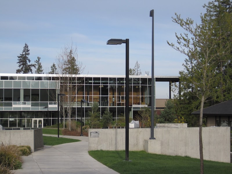 Peninsula College campus photo 5