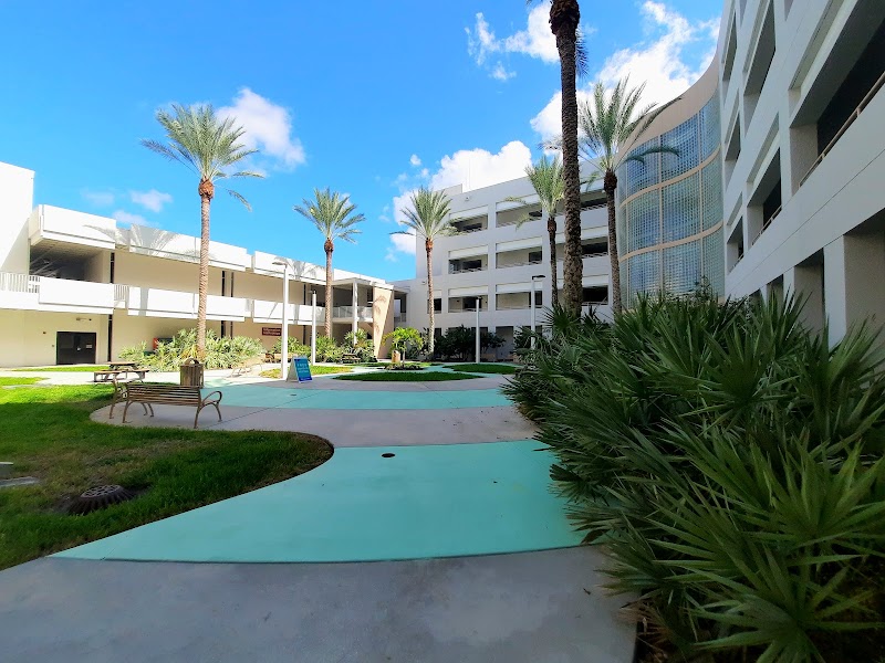 Palm Beach State College campus photo 5