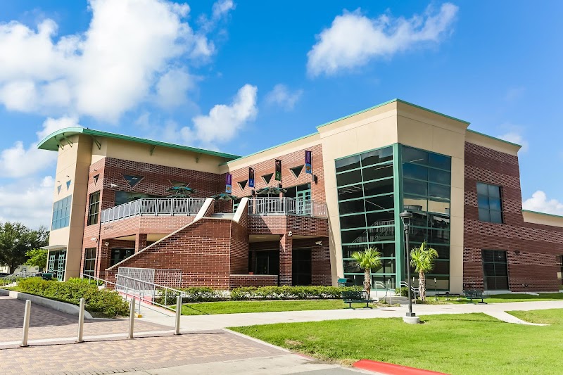South Texas College campus photo 2