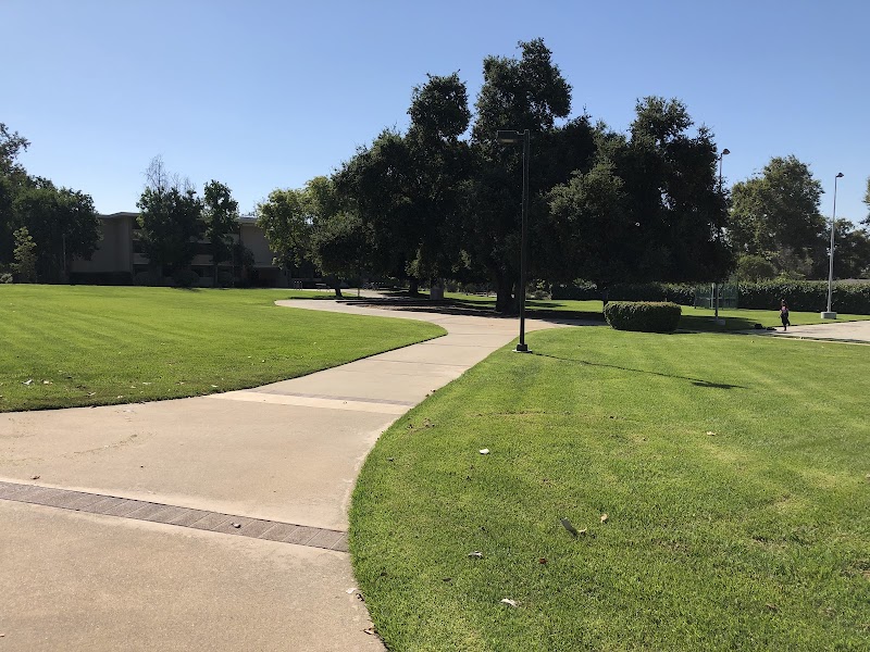 Harvey Mudd College campus photo 4