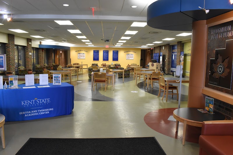 Kent State University at Geauga campus photo 4