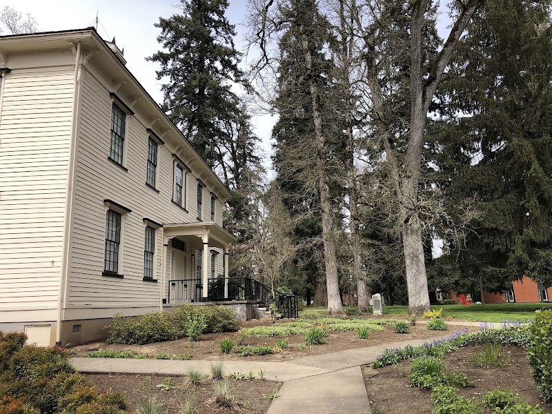 Pacific University campus photo 4