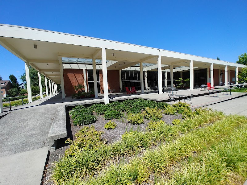 Pacific University campus photo 5