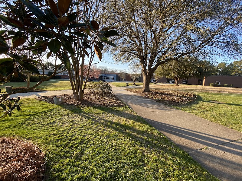 Richmond Community College campus photo 2