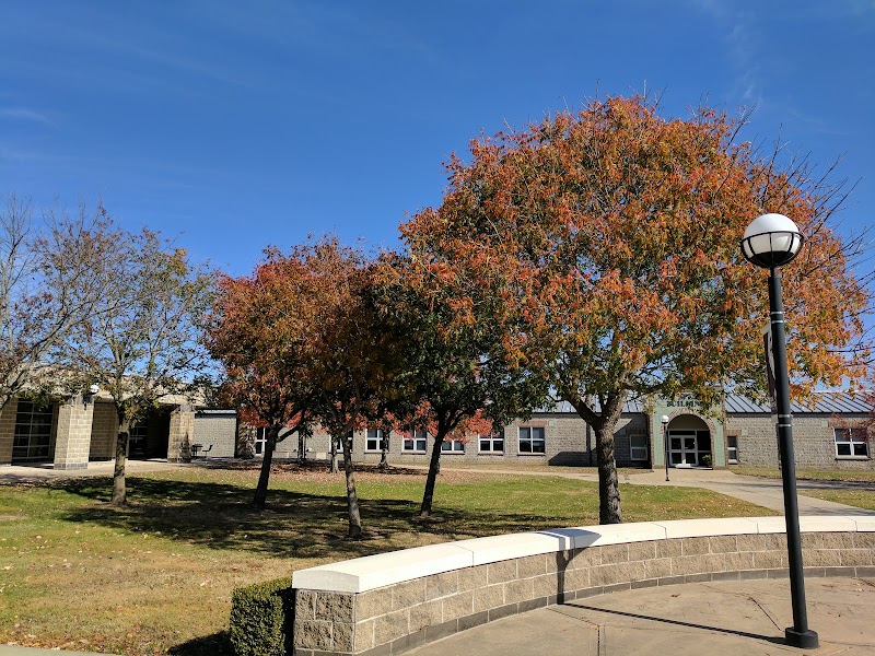 University of Arkansas Community College Rich Mountain campus photo 2