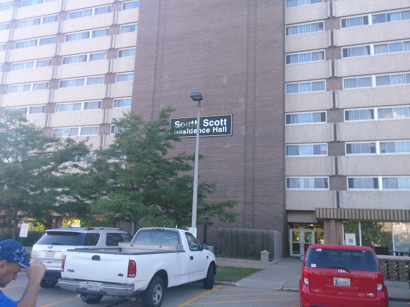 University of Wisconsin-Oshkosh campus photo 2
