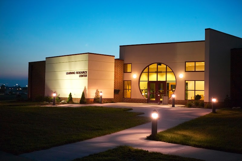 Frontier Community College campus photo 4