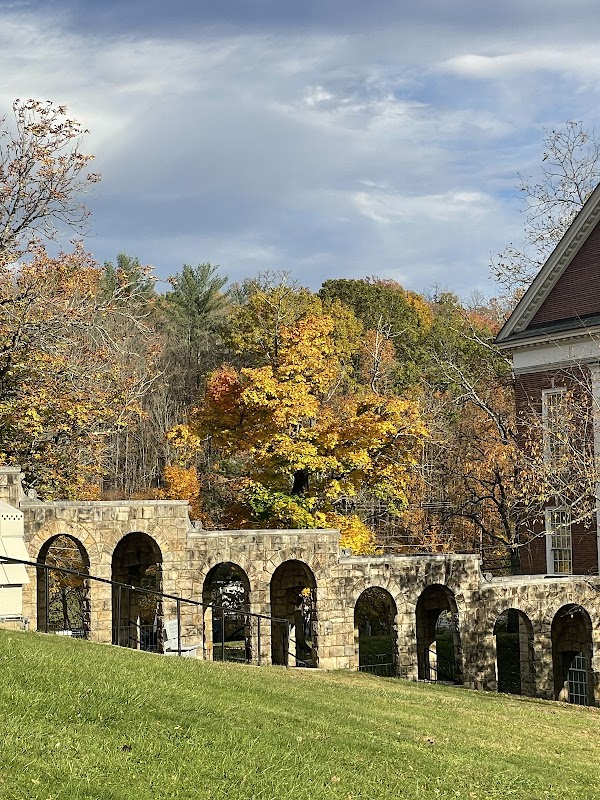 Davis & Elkins College campus photo 3