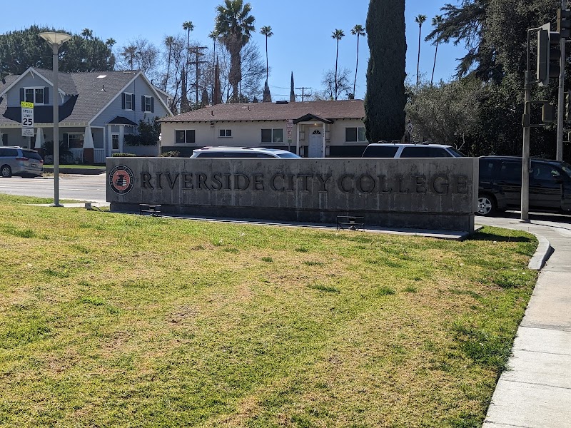 Riverside City College campus photo 3