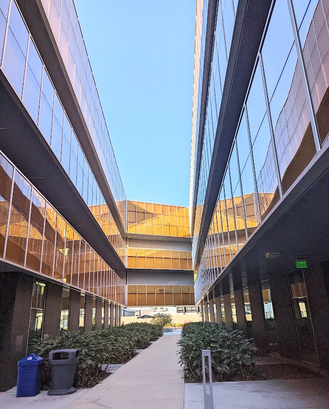 Orange Coast College campus photo 4