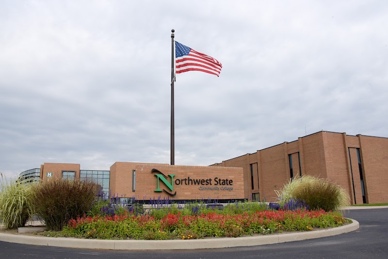 Northwest State Community College campus photo 1