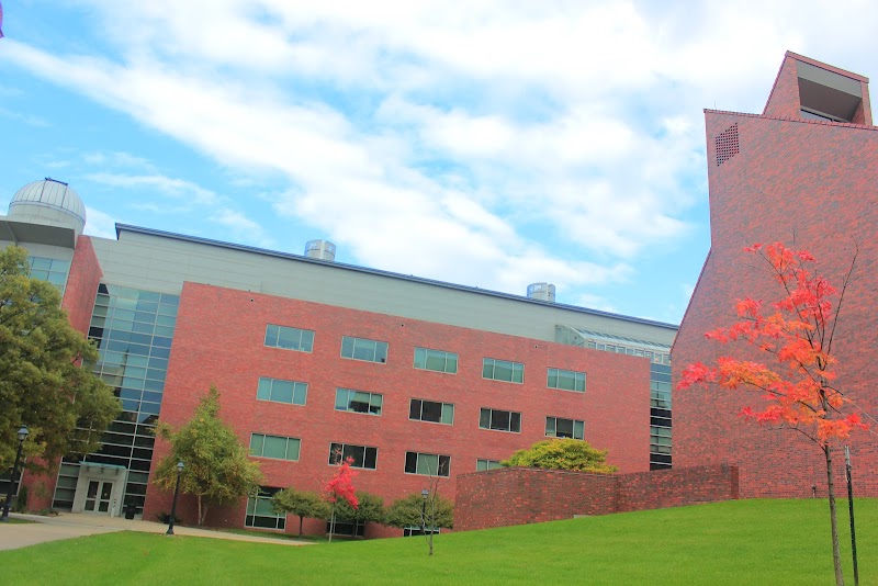 Millikin University campus photo 5