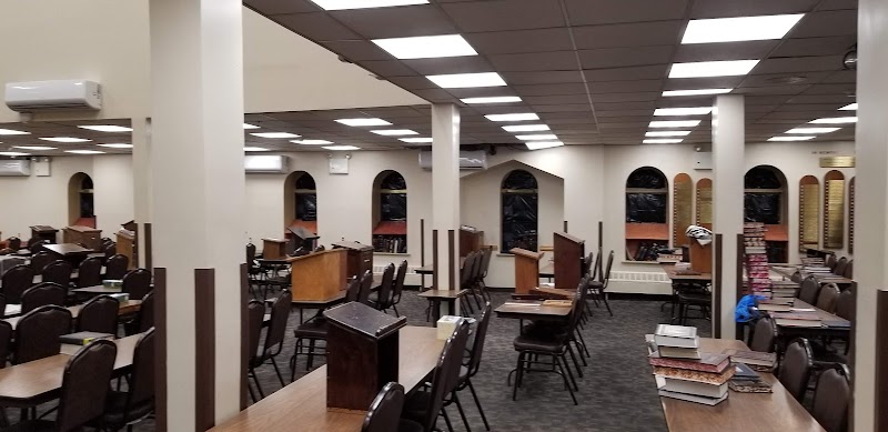 Yeshiva Derech Chaim campus photo 5