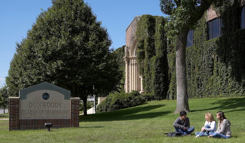 Dunwoody College of Technology campus photo 3