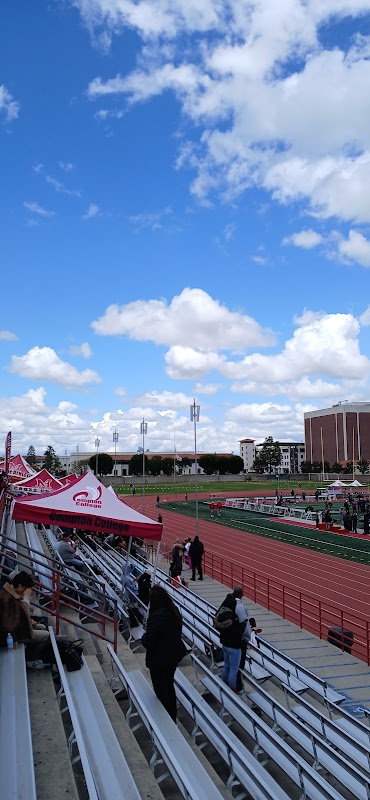 Long Beach City College campus photo 4