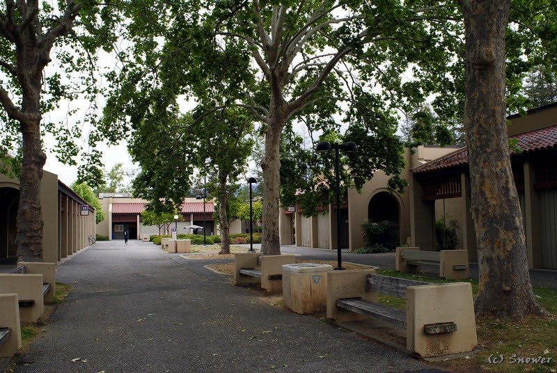 De Anza College campus photo 2