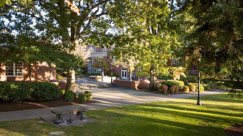 Linfield University campus photo 3