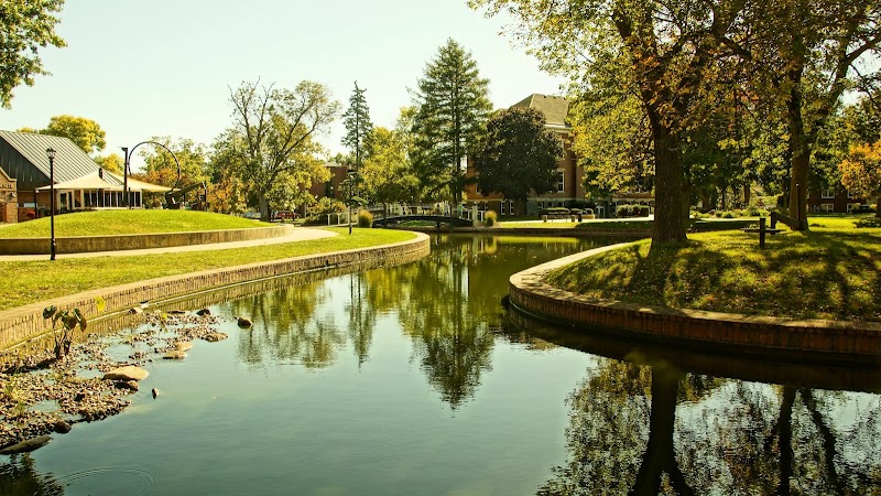 Central College campus photo 5