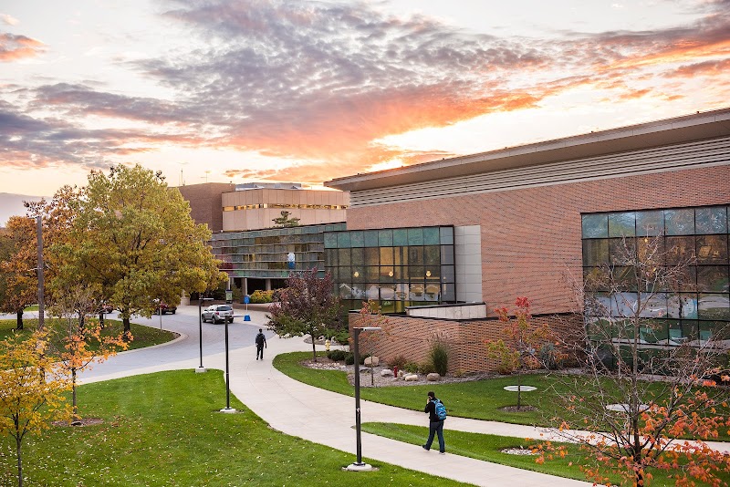 Purdue University Fort Wayne campus photo 3