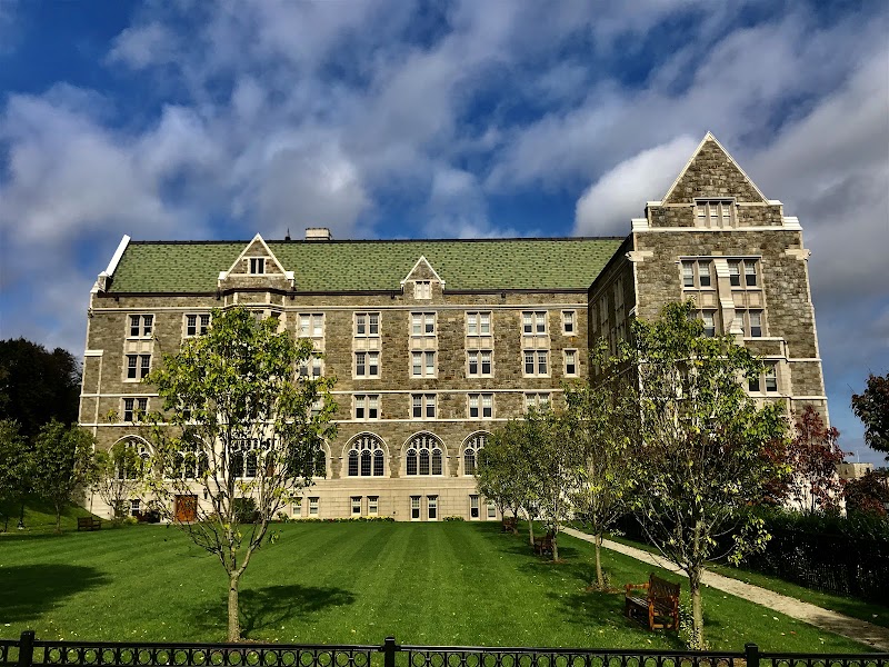 Boston College campus photo 2