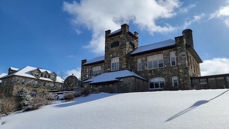 Lees-McRae College campus photo 4