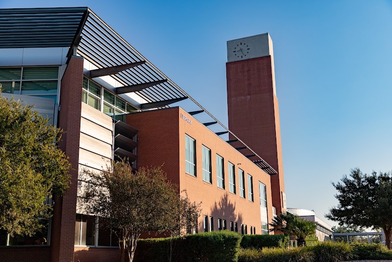 Northeast Lakeview College campus photo 2