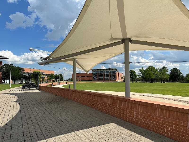 Northeast Lakeview College campus photo 5