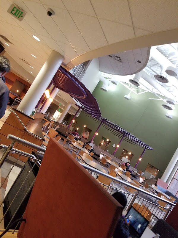 Oakland Community College campus photo 3