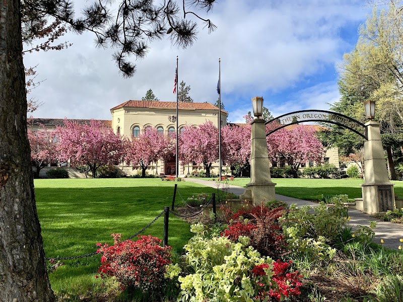 Southern Oregon University campus photo 3